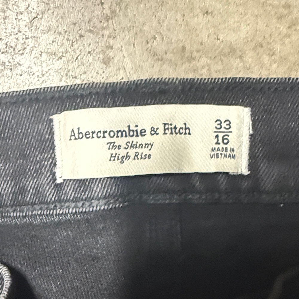 Abercrombie & Fitch The Skinny Black High Rise Jeans - Picture 3 of 3